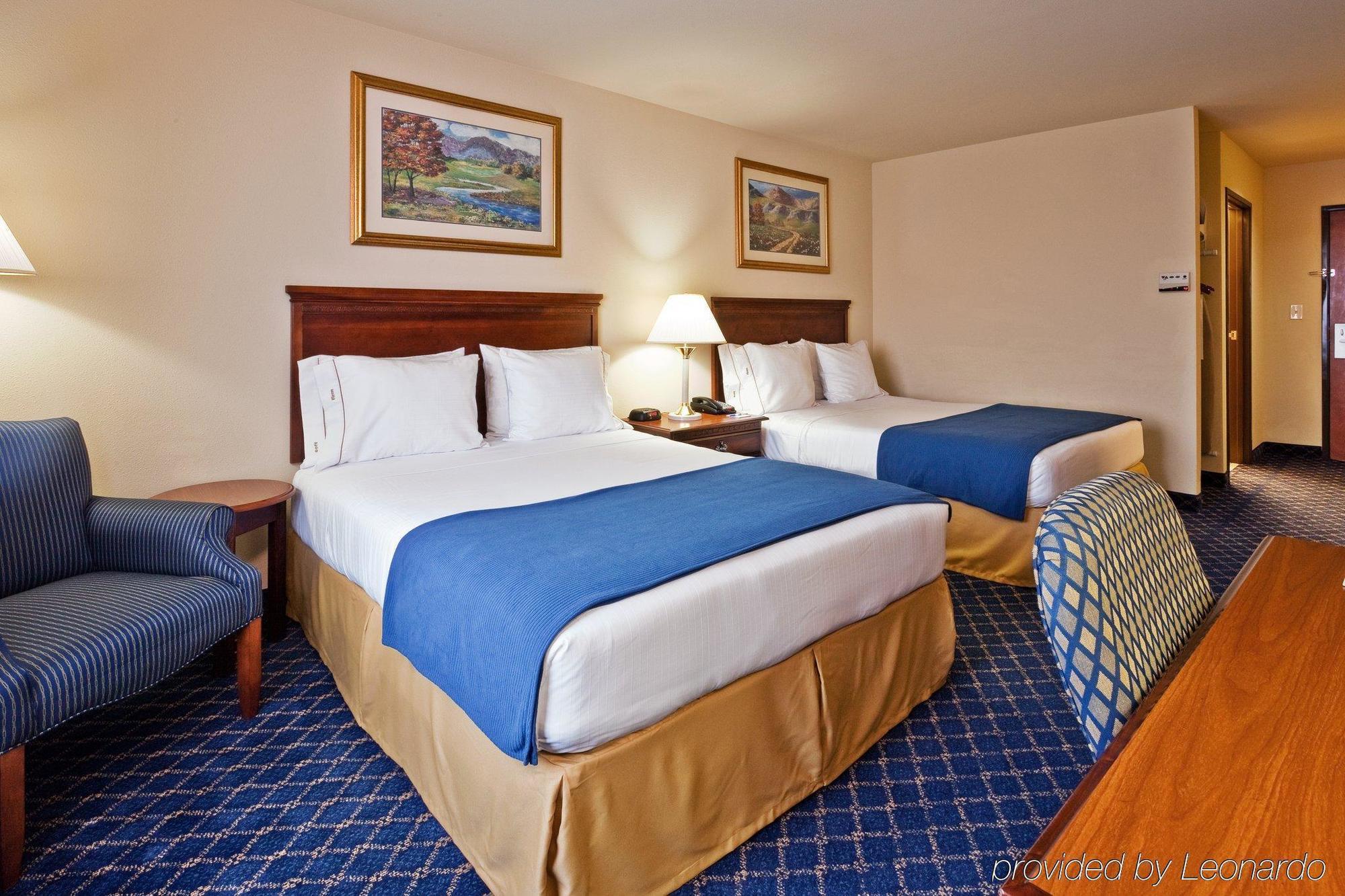 Holiday Inn Express Hotel & Suites Paragould By Ihg Номер фото